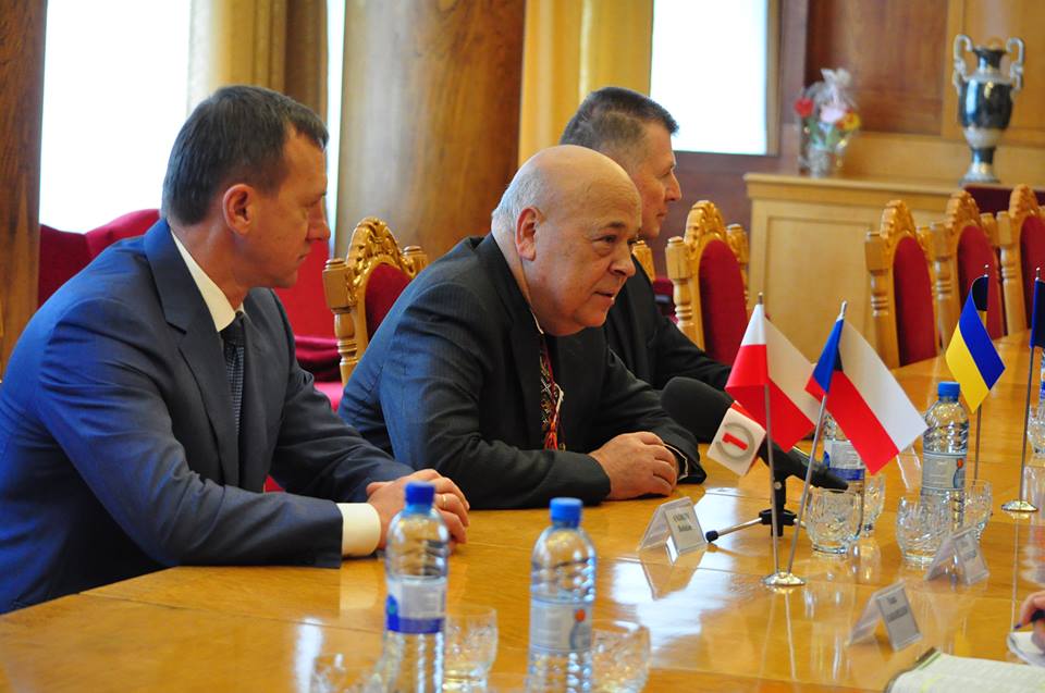 Міський голова Богдан Андріїв узяв участь у зустрічі з Послами країн Вишеградської четвірки