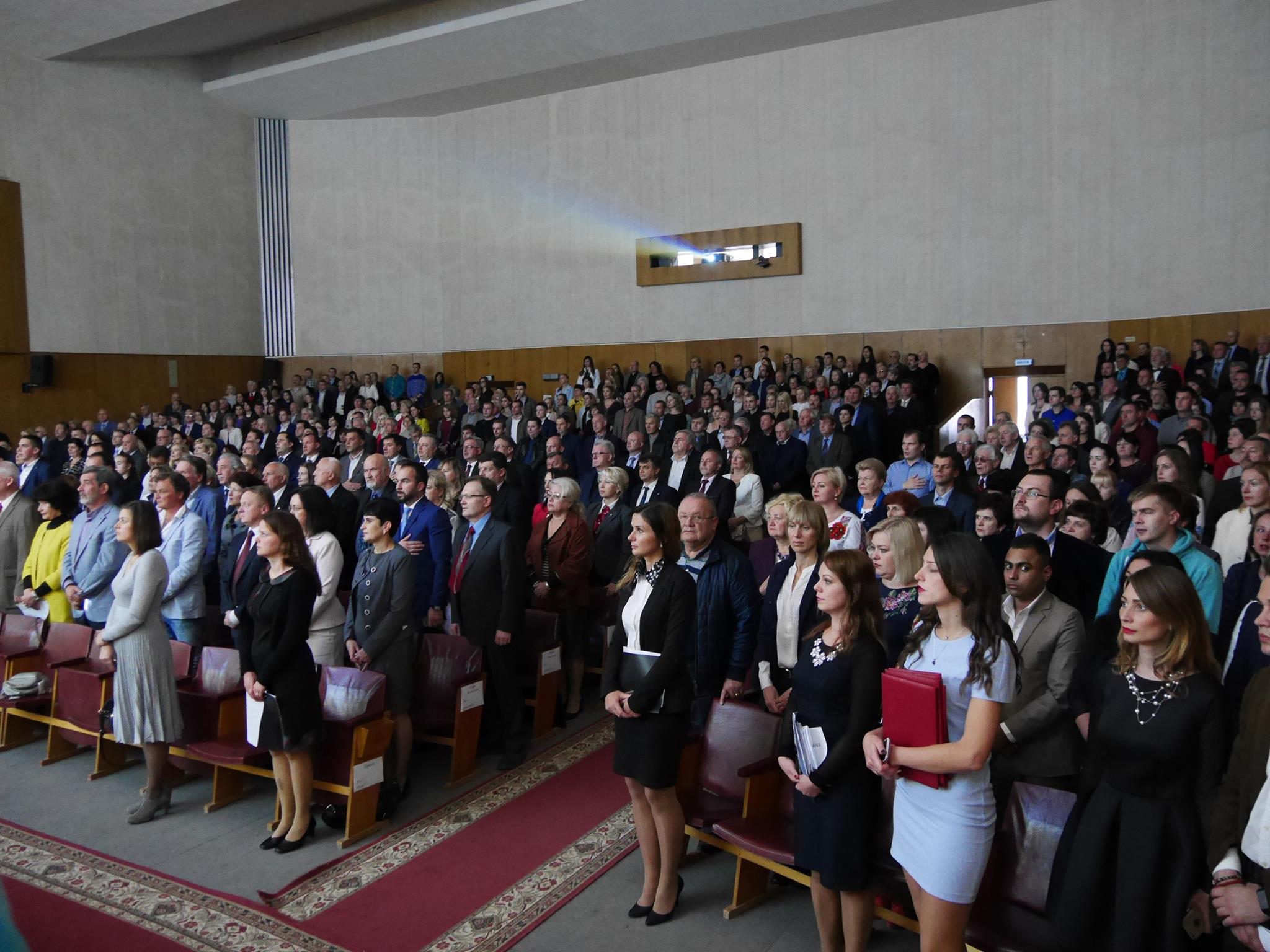В Ужгороді відбулося урочисте розширене засідання Вченої ради, присвячене 72-й річниці створення УжНУ