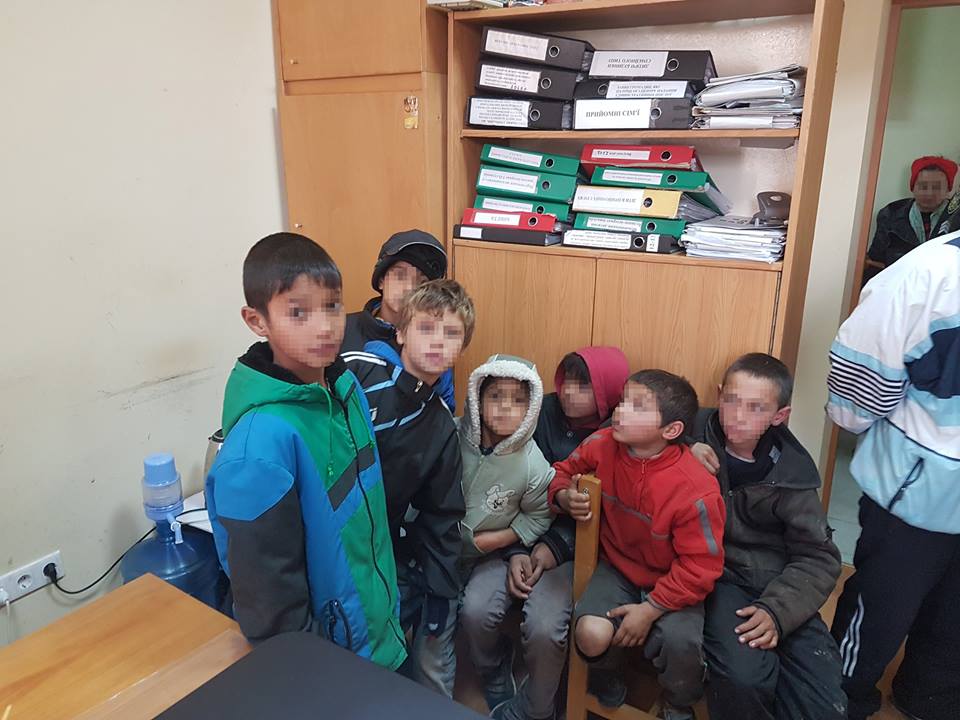 Безпритульних, що займалися бродяжництвом в Ужгороді, передали до притулку у Батьові