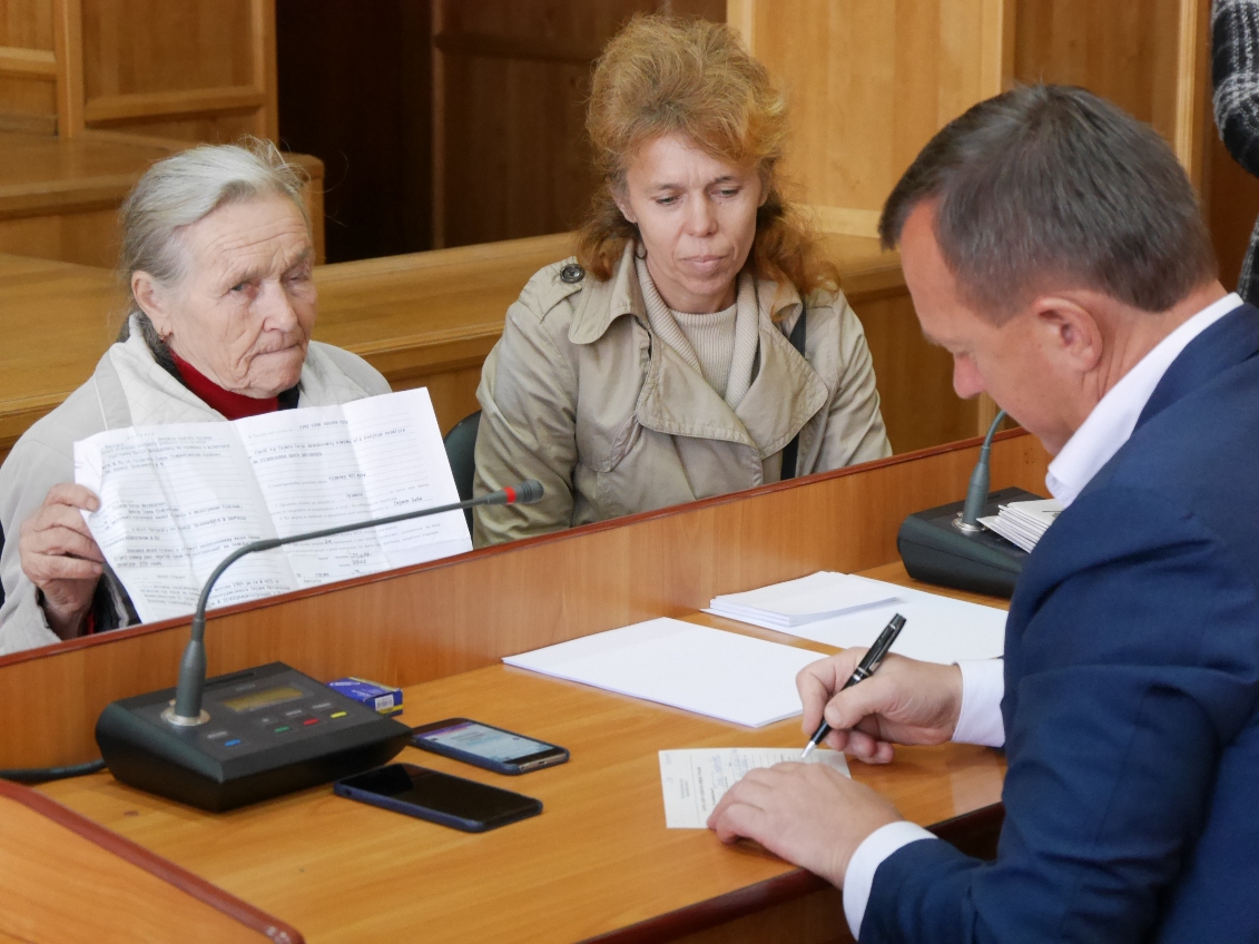 Більше півсотні ужгородців сьогодні побували на особистому прийомі міського голови Ужгорода Богдана Андріїва