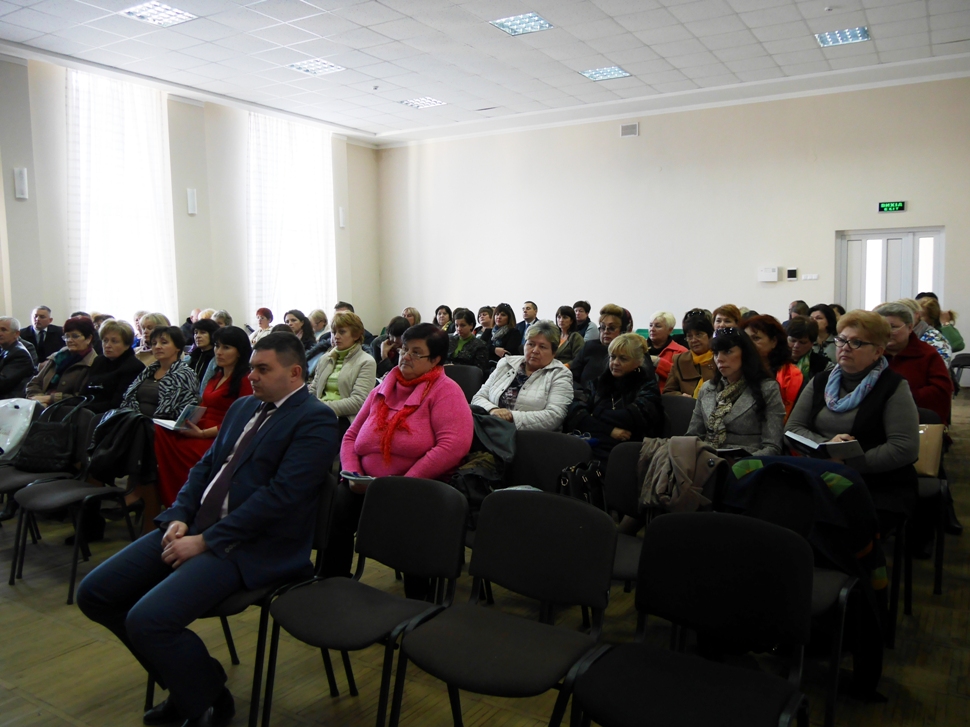 Алгоритм дій при надзвичайних ситуаціях та новації за Законом “Про освіту” розглянули на нараді керівників ужгородських навчальних закладів