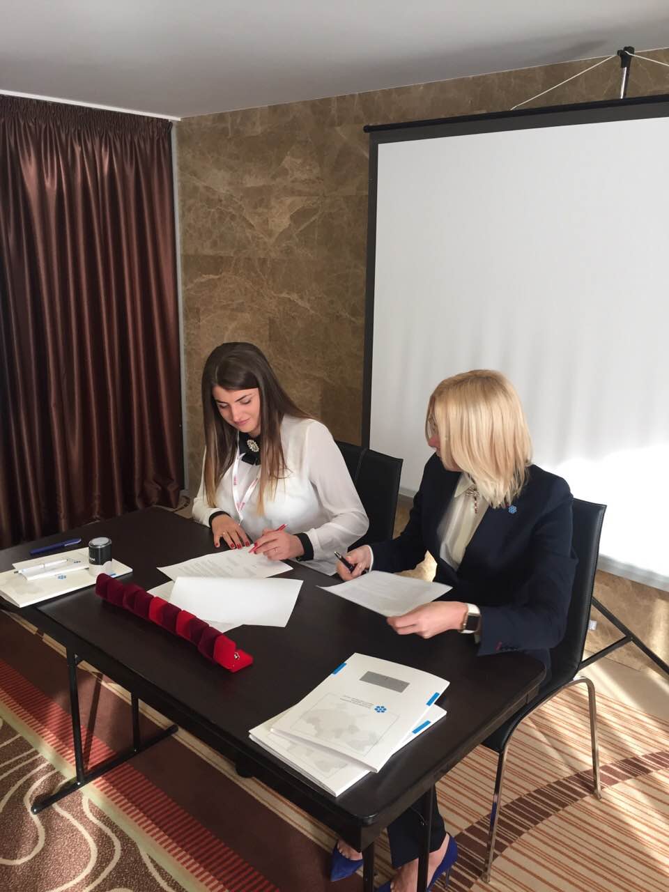 Ужгородський Центр надання адмінпослуг – у Всеукраїнській Асоціації ЦНАП