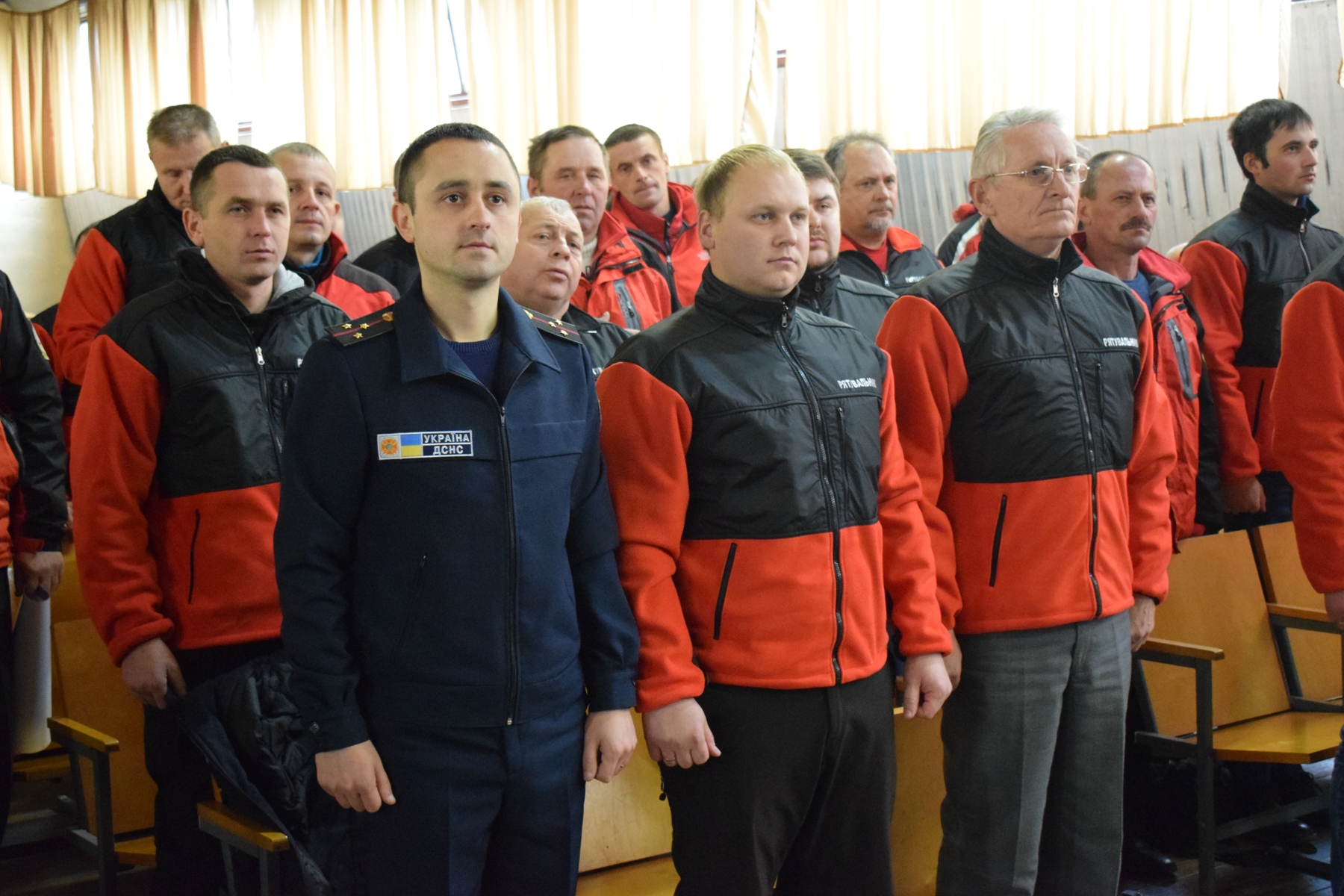 В Ужгороді із 12-ою річницею створення привітали аварійно-рятувальний загін спеціального призначення Управління ДСНС України у Закарпатській області