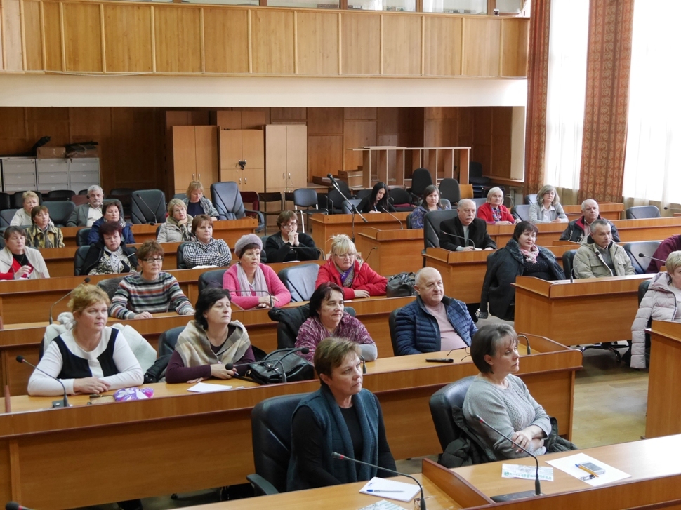 Працівникам Ужгородської міської ради розповіли про пенсійну реформу та новації в системі пенсійного забезпечення