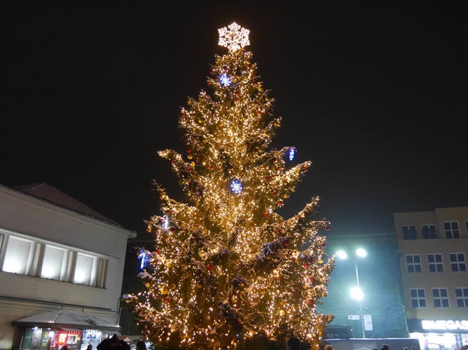 Програма новорічно-різдвяних заходів в Ужгороді