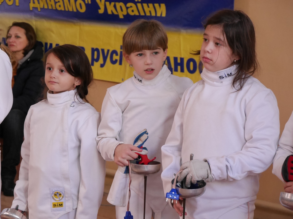 В Ужгороді почався Міжнародний турнір «Кубок Діда Мороза» з фехтування