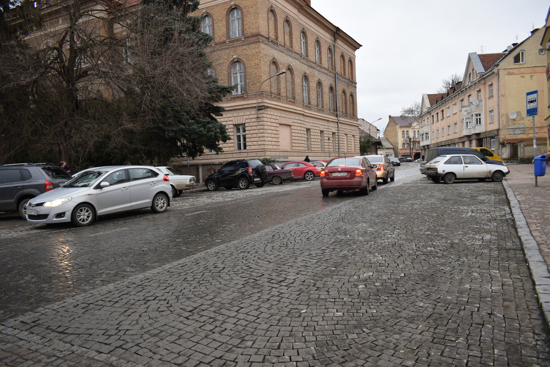 Проїзд вулицею Панаса Мирного в Ужгороді повністю відкрили