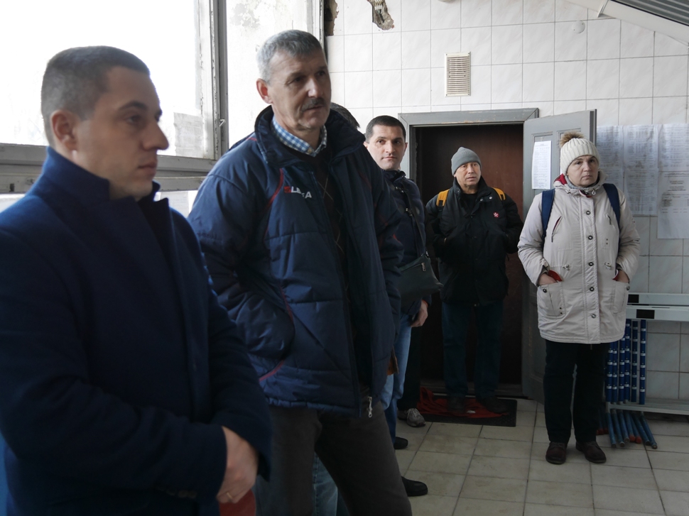 В Ужгородській міській раді вивчають питання поступового відновлення стадіону “Авангард”