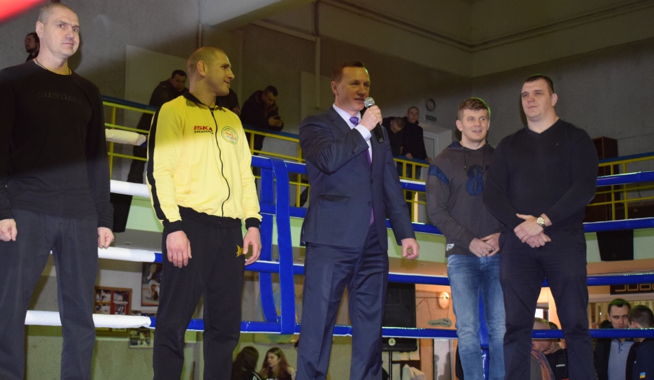 Міський голова Богдан Андріїв привітав учасників чемпіонату Закарпатської області з кікбоксингу «ІСКА»