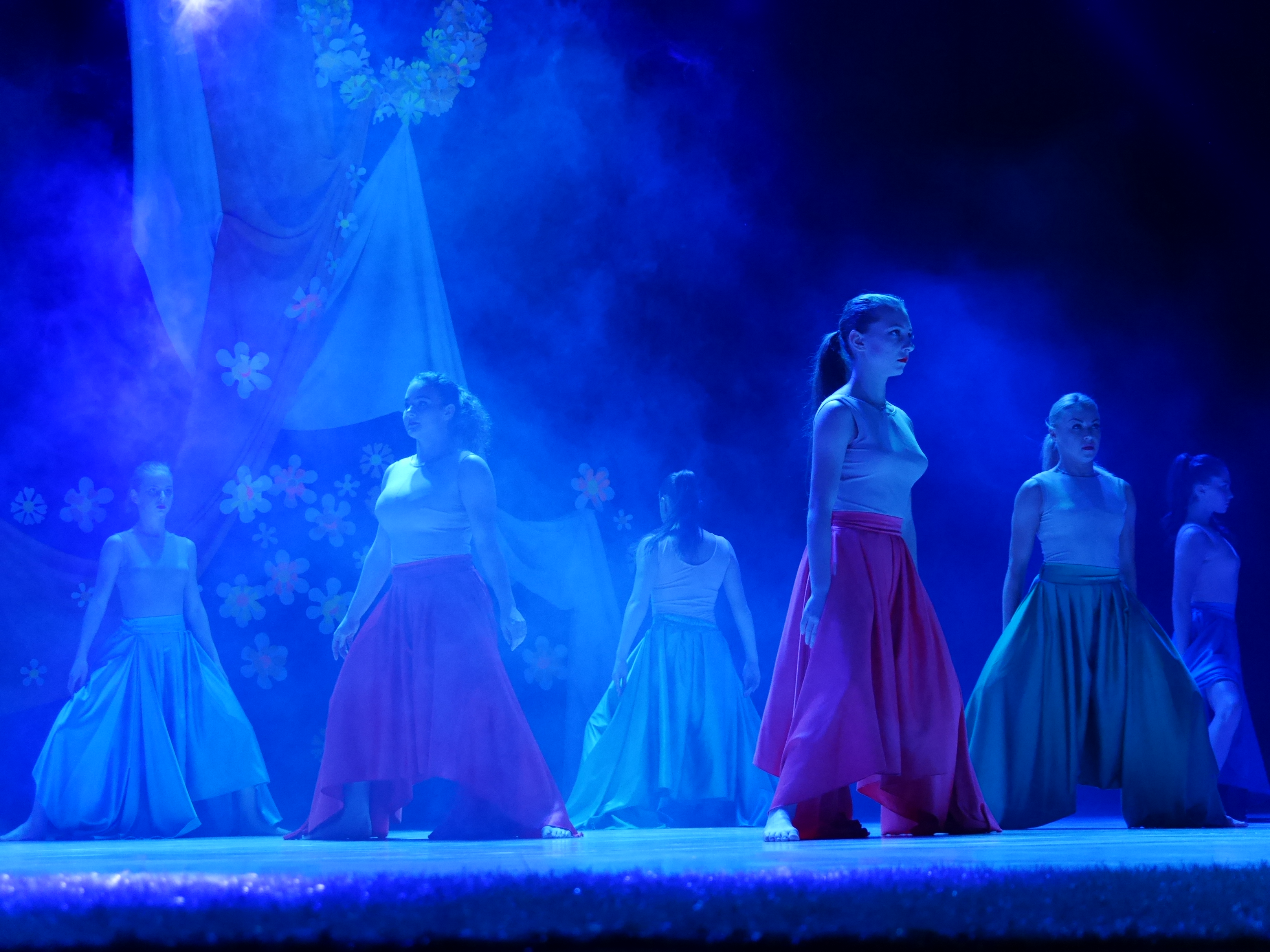 Жінок-педагогів Ужгорода вітали із прийдешнім Міжнародним жіночим днем