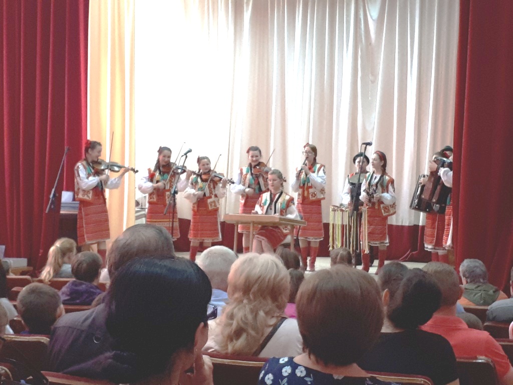 В Ужгороді відбувся концерт “Щаслива родина – квітуча Україна”