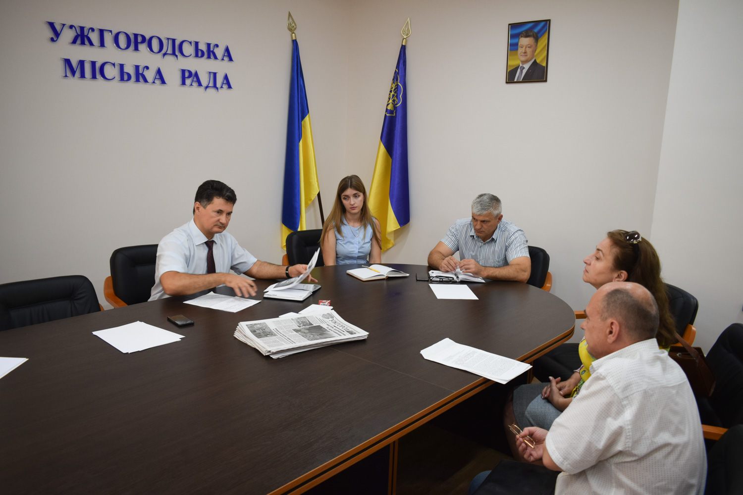 Майже півсотні ужгородців звернулися до керівництва міста для вирішення своїх питань