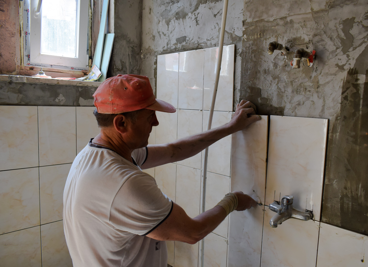 В Ужгороді ремонтують перший поверх міської дитячої лікарні