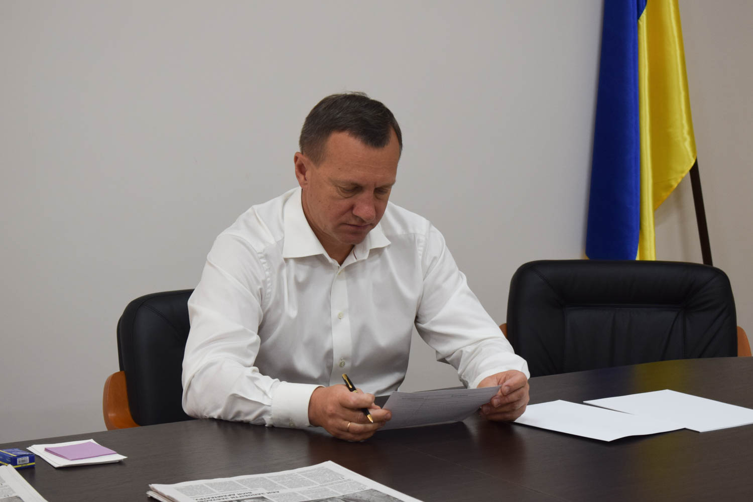 Пільги, субсидії, матеріальна допомога, ремонти і земельні ділянки – питання, з якими ужгородці зверталися на прийомі міського голови Богдана Андріїва