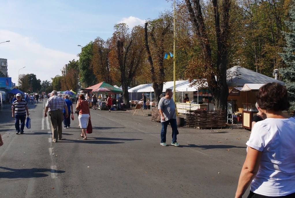 Близько сотні підприємців представили свою продукцію на ярмарку до Дня Ужгорода