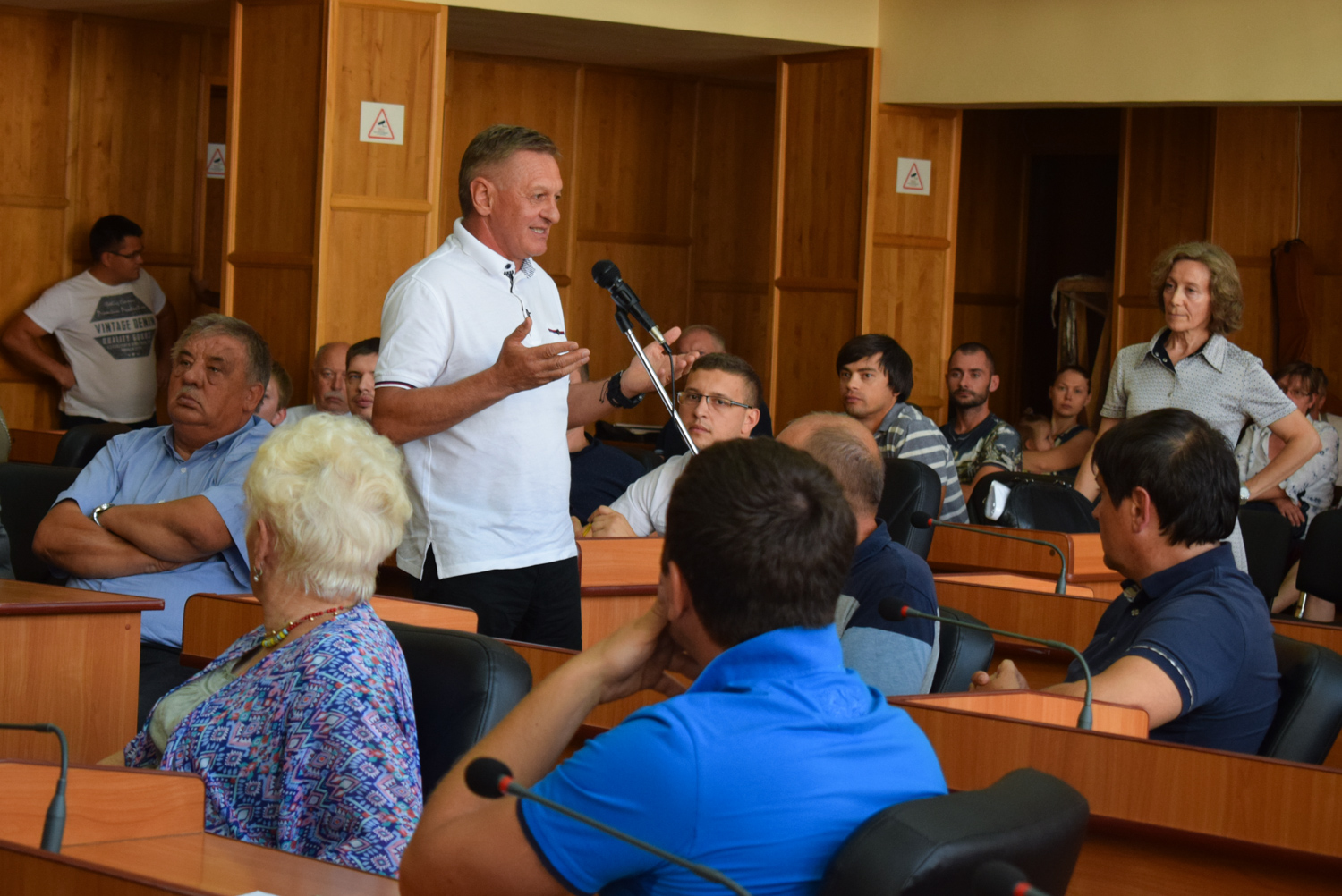 Олександр Ледида: “У мене теж є питання до міського голови, але це не означає, що ми маємо втратити шанс відремонтувати набережну”