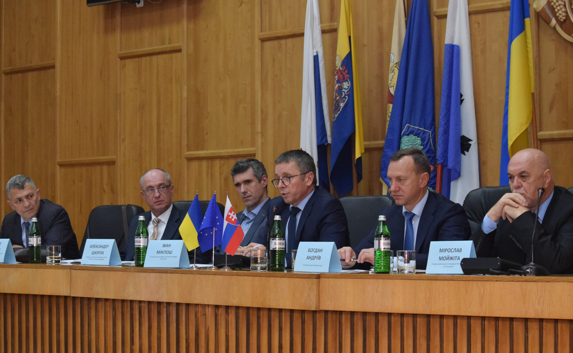 В Ужгородській міській раді відбулася зустріч експертів-радників уряду України з представниками бізнесу