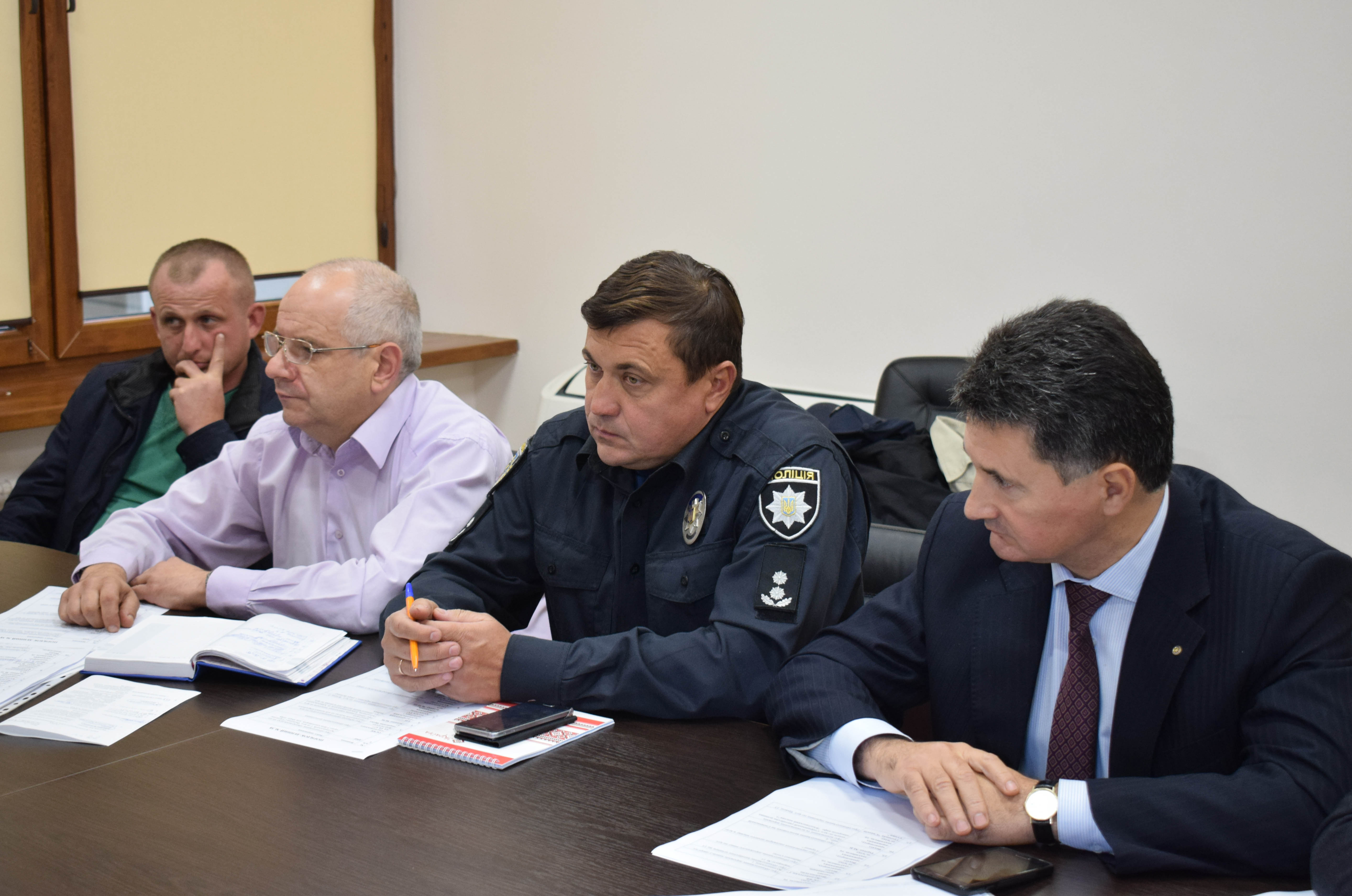 В Ужгородській міській раді відбулося чергове засідання комісії з безпеки дорожнього руху та координації роботи автотранспорту