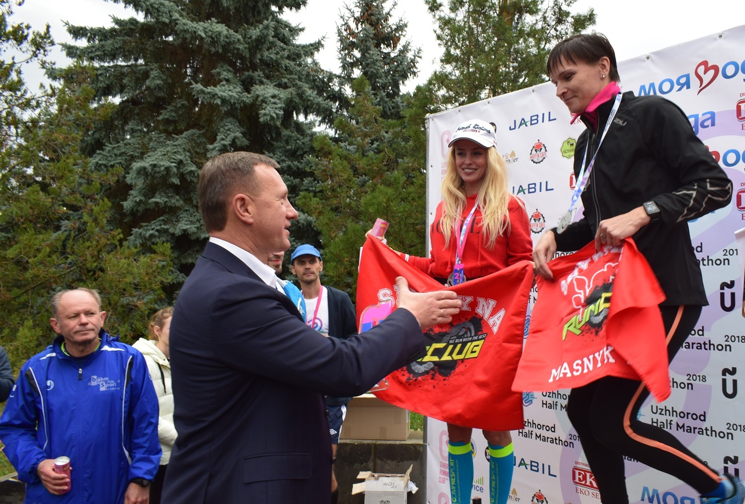 Перший Uzhhorod Half Marathon відбувся сьогодні в обласному центрі Закарпаття