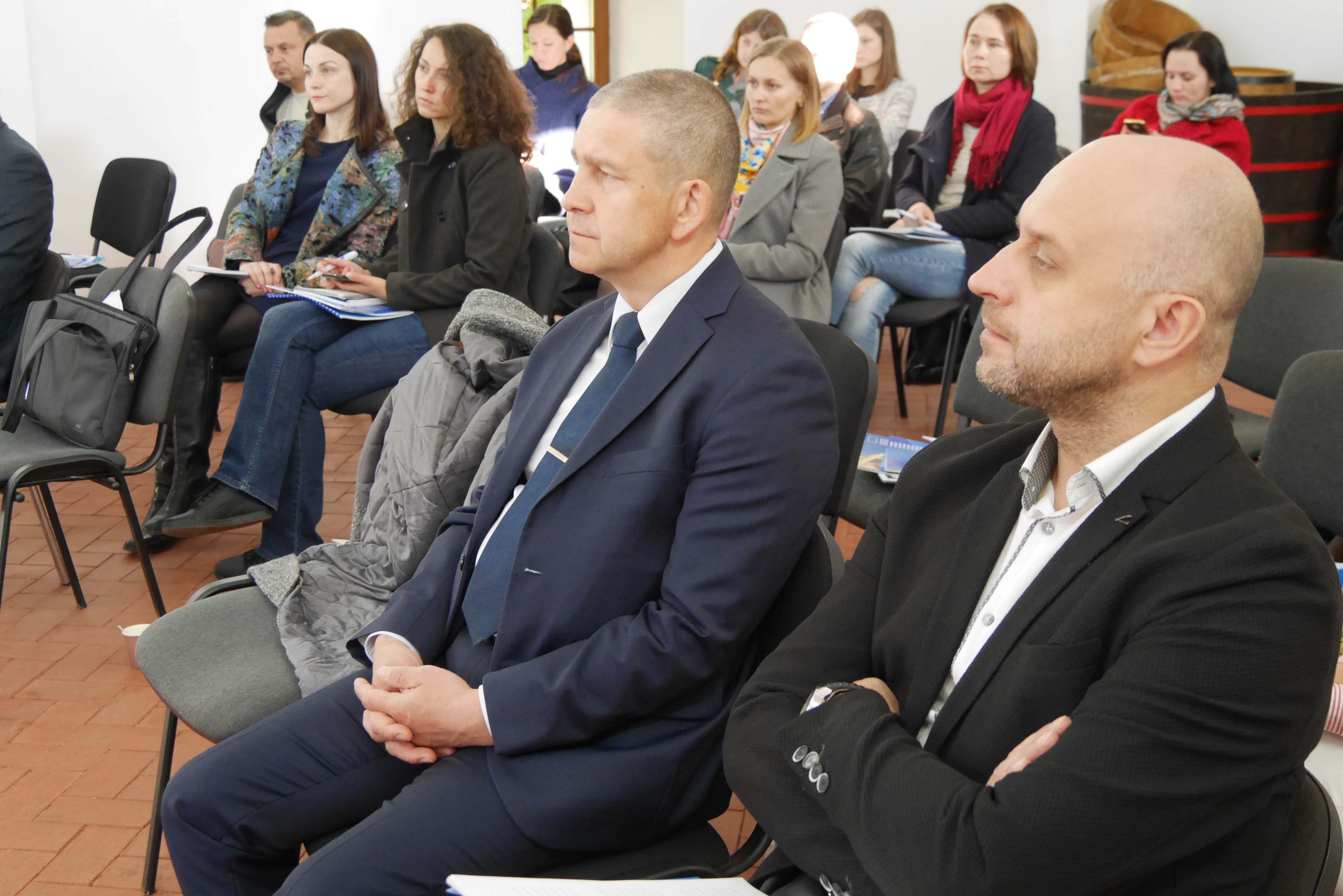 В Ужгороді навчають як долучитися до програм міжнародного співробітництва