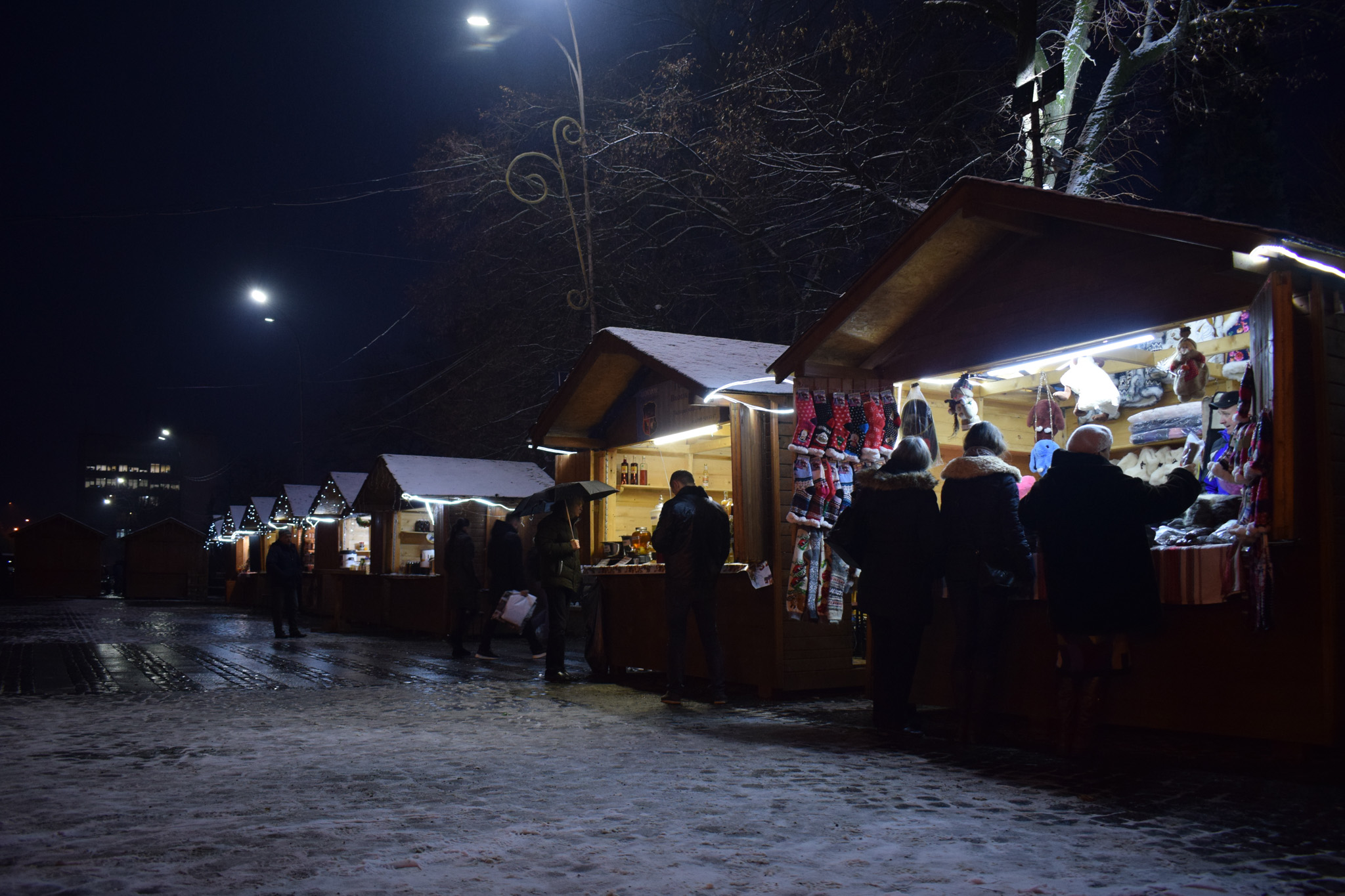 В Ужгороді – новорічно-різдвяний ярмарок